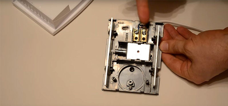 fix door bell in Oroville East